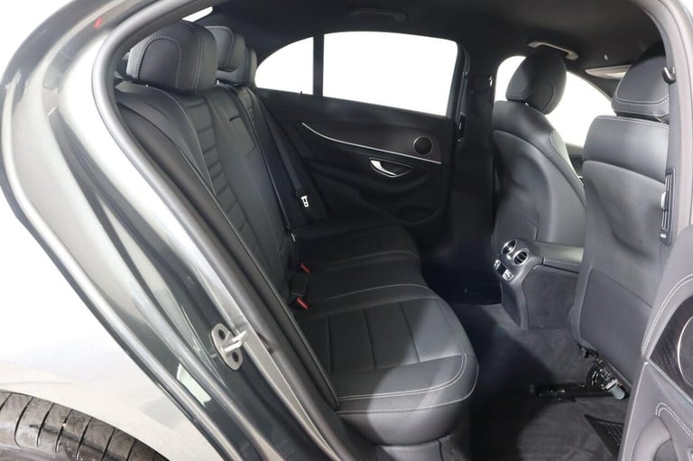 2021 Mercedes-Benz E-Class 2.0 E300de 13.5kWh AMG Line G-Tronic+ Euro 6 (s/s) 4dr Saloon DIESEL/E...