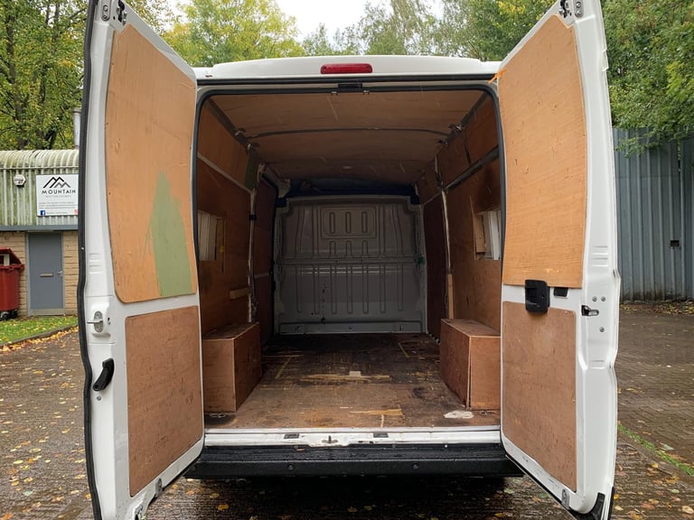 2019 Peugeot Boxer 335 L3H2 PROFESSIONAL 2.0 BLUE HDI LWB VAN (EURO 6) NO VAT !
