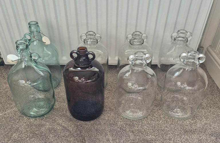 image for 8 x 1 gallon demijons, various designs 