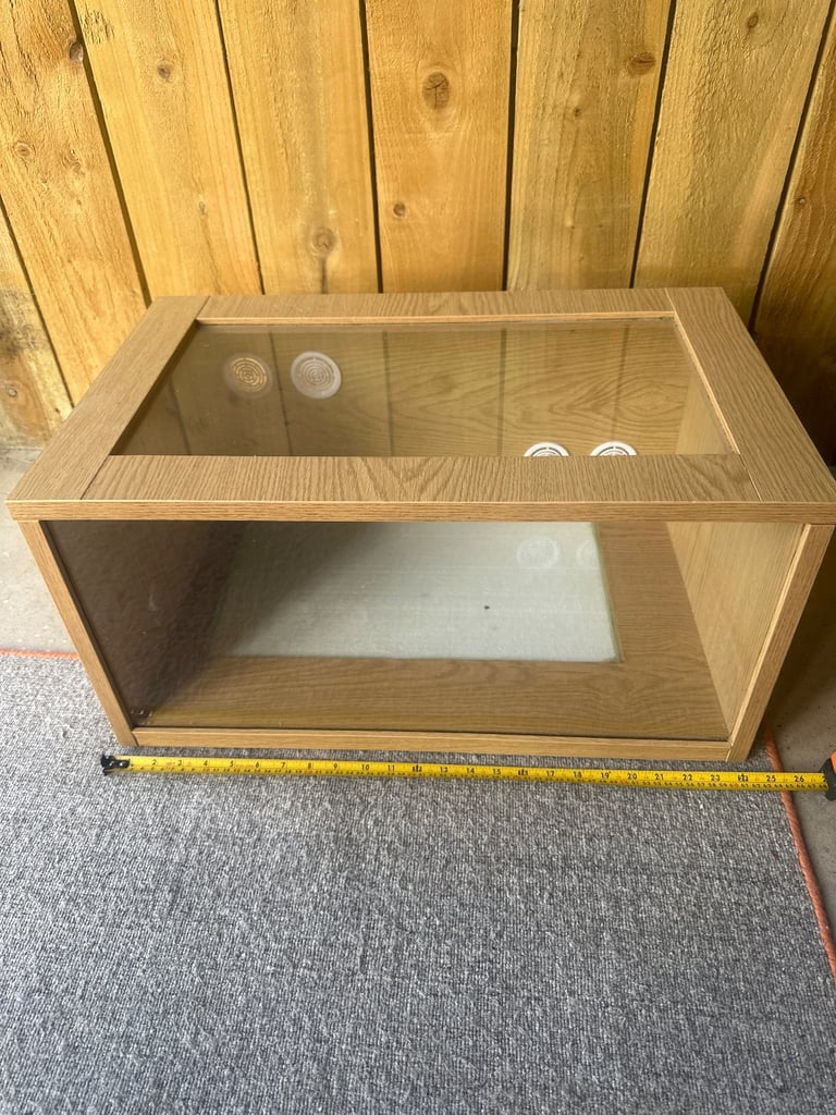 Habitat Reptile Vivarium. Medium size incl heat matt