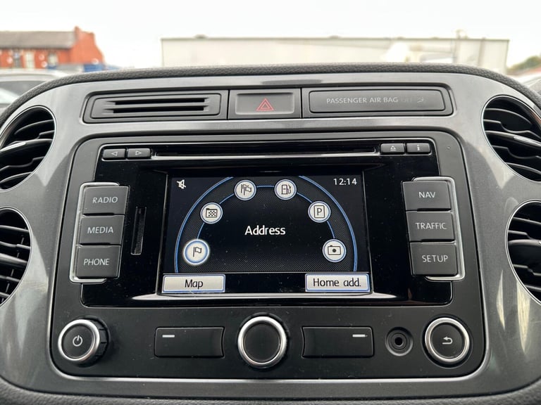 2013 Volkswagen Tiguan 2.0 TDI BlueMotion Tech Match DSG 4WD Euro 5 (s/s) 5dr ESTATE Diesel Autom...