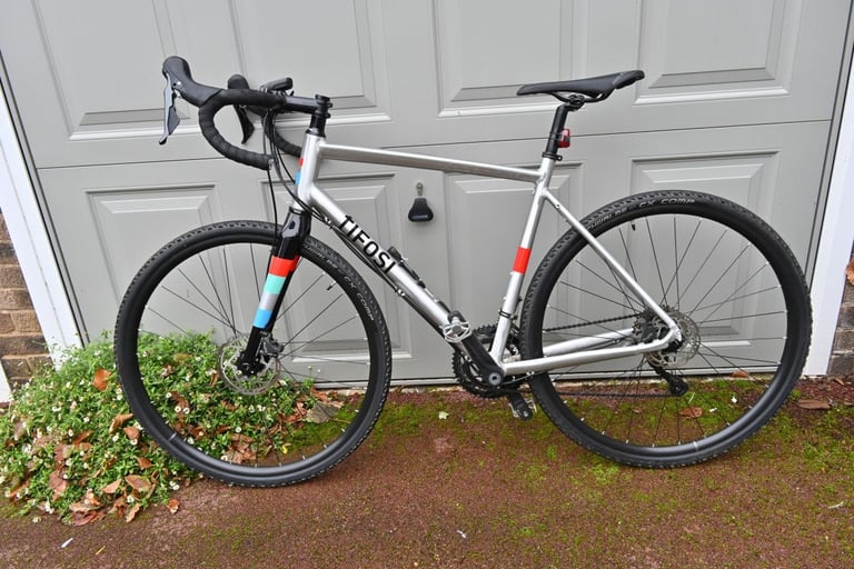 Riddick gravel bike hotsell