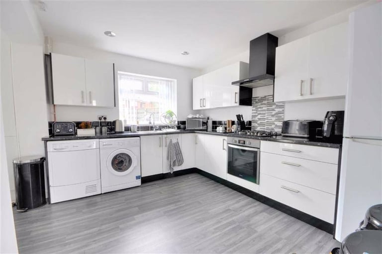 💕Modern Rooms in Canary Wharf 🛌 Stylish Living in London’s Iconic Business Hub 📍
