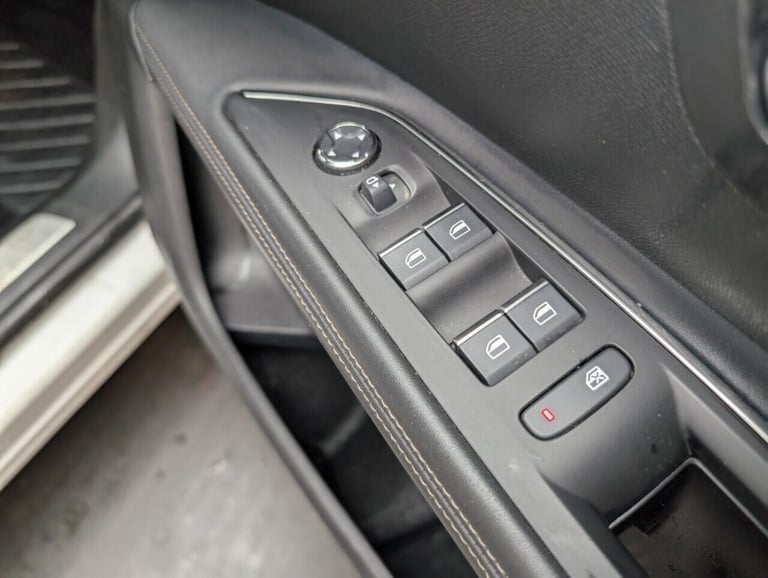 2020 Peugeot 5008 1.6 PureTech GT Premium SUV 5dr Petrol EAT Euro 6 (s/s) (180 ps) LANE DEPAR HAT...