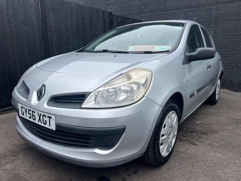image for  Renault Clio 1.4 16v Expression 5dr Petrol Manual