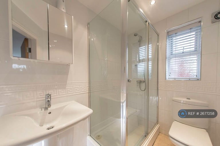 3 bedroom flat in Cambridge Road, Southport, PR9 (3 bed) (#2677258)