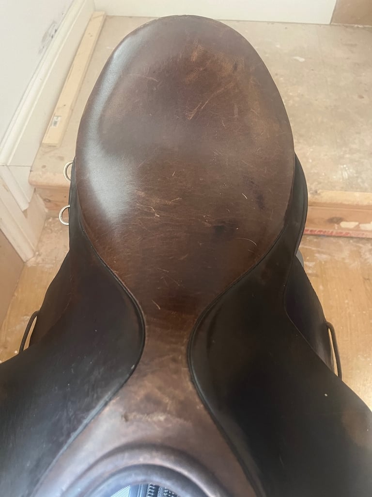 16” M and J English leather brown saddle 