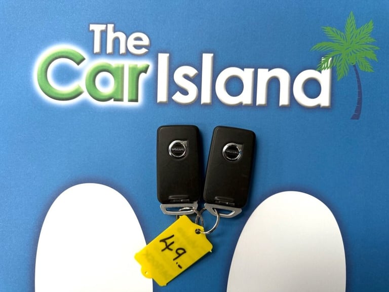 2017 17 VOLVO V40 2.0 T2 MOMENTUM HATCHBACK 5DR PETROL MANUAL EURO 6 (S/S) (122 