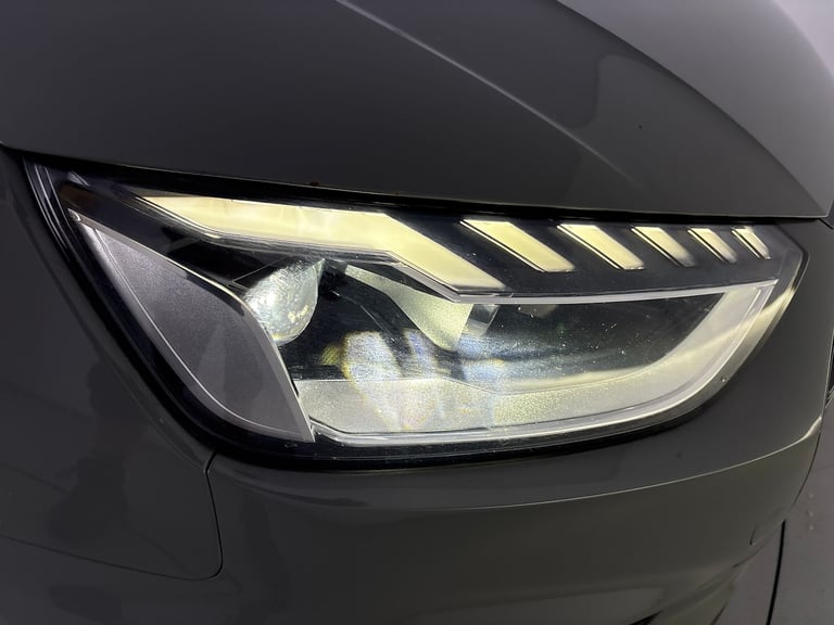 2020 Audi A4 35 TFSI Black Edition 4dr S Tronic SALOON PETROL Automatic