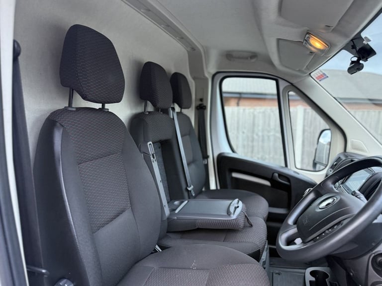 2022 Vauxhall Movano 2.2 Turbo D 140ps H2 Van Prime PANEL VAN DIESEL Manual