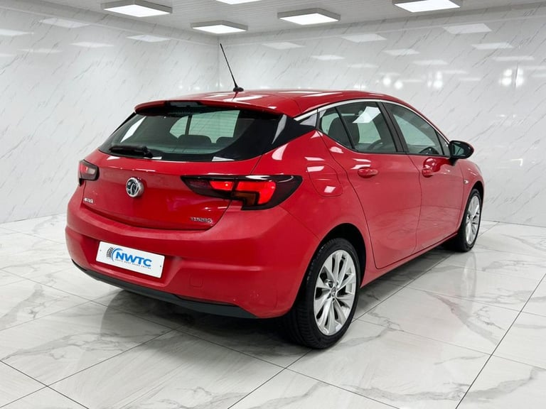 2017 Vauxhall Astra *AUTO!* 1.4i Turbo Design Hatchback 5dr Petrol Auto Euro 6 (s/s) (150 ps) F H...