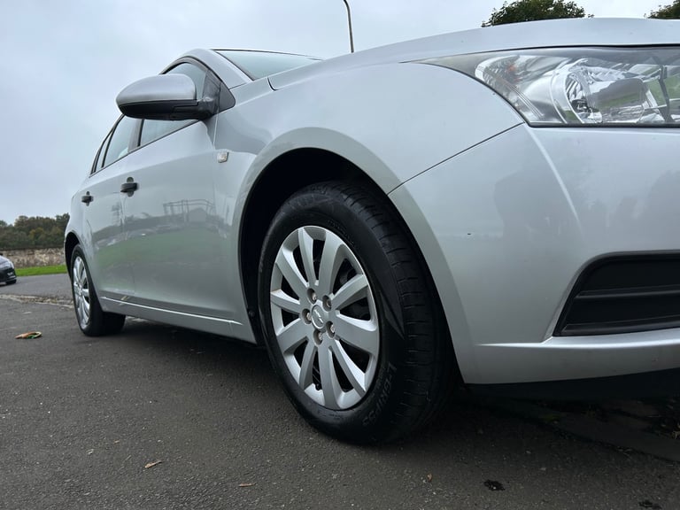 CRUZE 1.6 PETROL 73K MOT 02/26 READY TO TRAVEL 