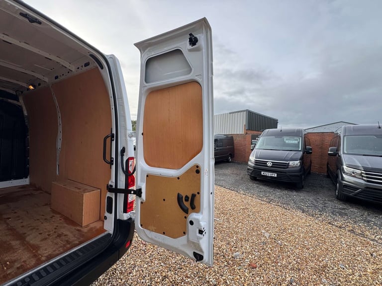 2021 Renault Master 2.3 Master MM35 Business+ dCi Panel Van Diesel Manual