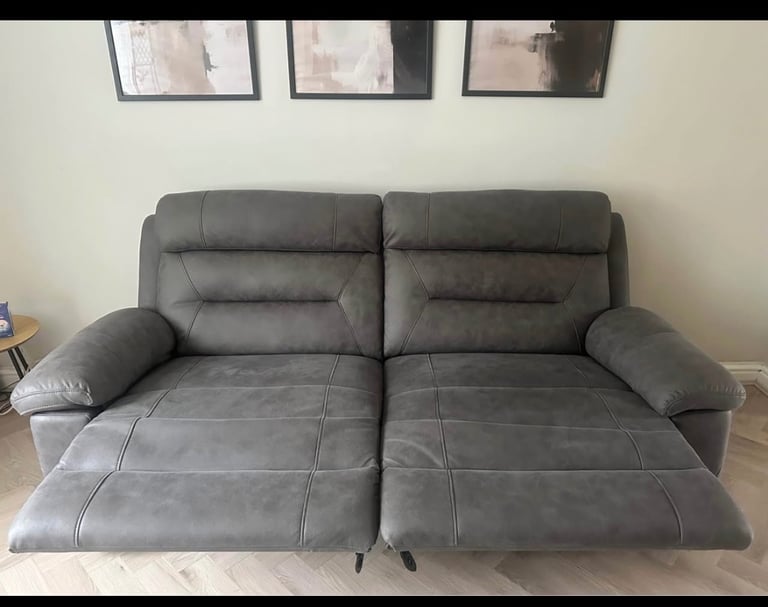 3 seater recliner sofa