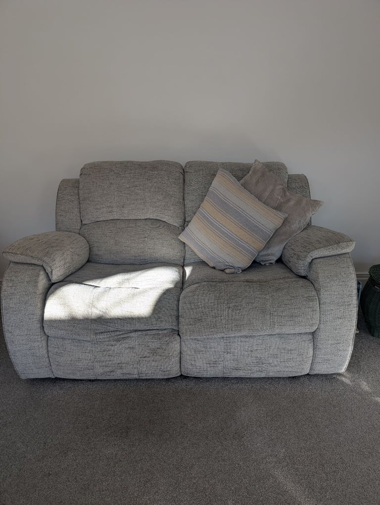 Recliner sofa for sale 