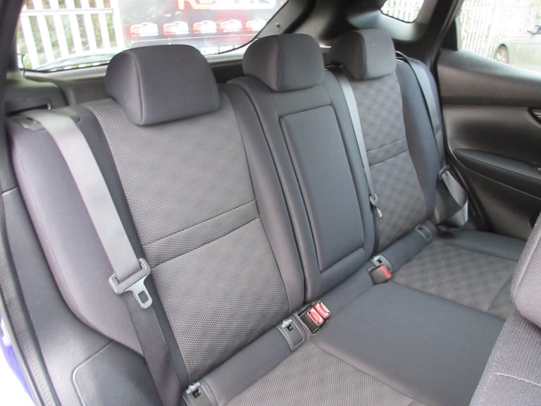 2015 Nissan Qashqai 1.5 dCi Acenta [Smart Vision Pack] 5dr HATCHBACK Diesel Manual