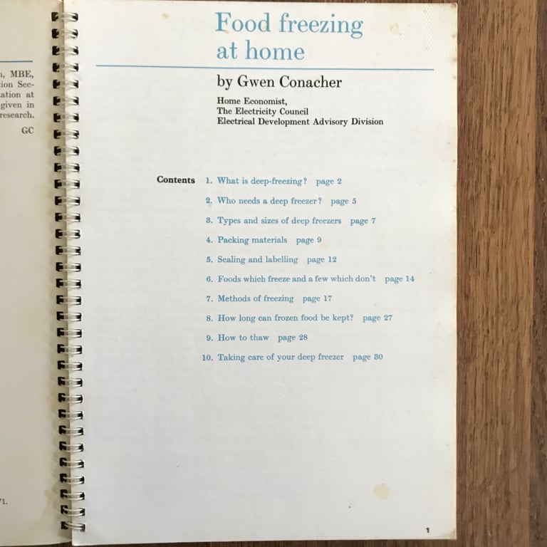 Vintage pre-1971 Food Freezing at Home book. Gwen Conacher. The Electricity Council. Can post.