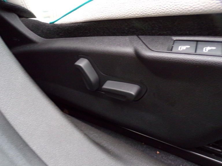 2025 Fiat 600 1.2 Hybrid 48V La Prima 5dr eDCT-6 HATCHBACK PETROL Automatic