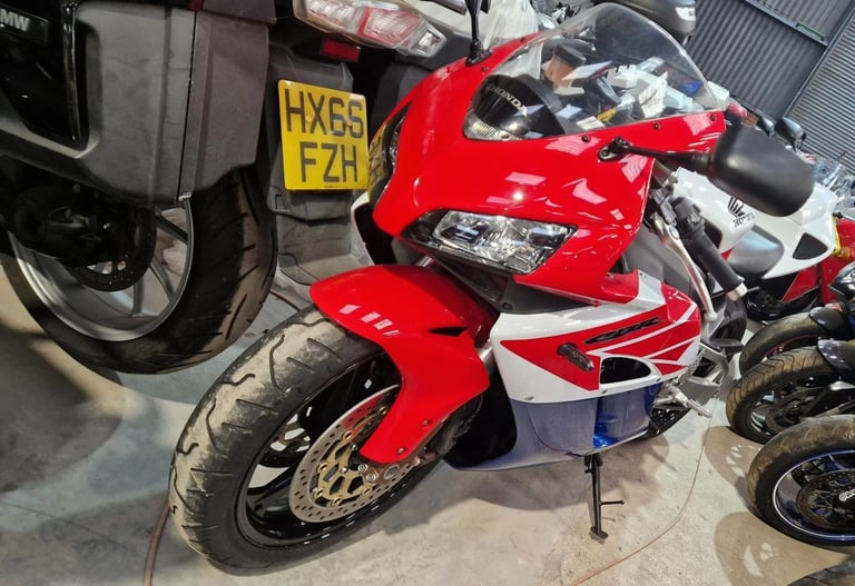 2004 04 HONDA CBR 1000 RR-4 CBR1000RR FIREBLADE CBR1000 SUPERBIKE SPORTS - 14k
