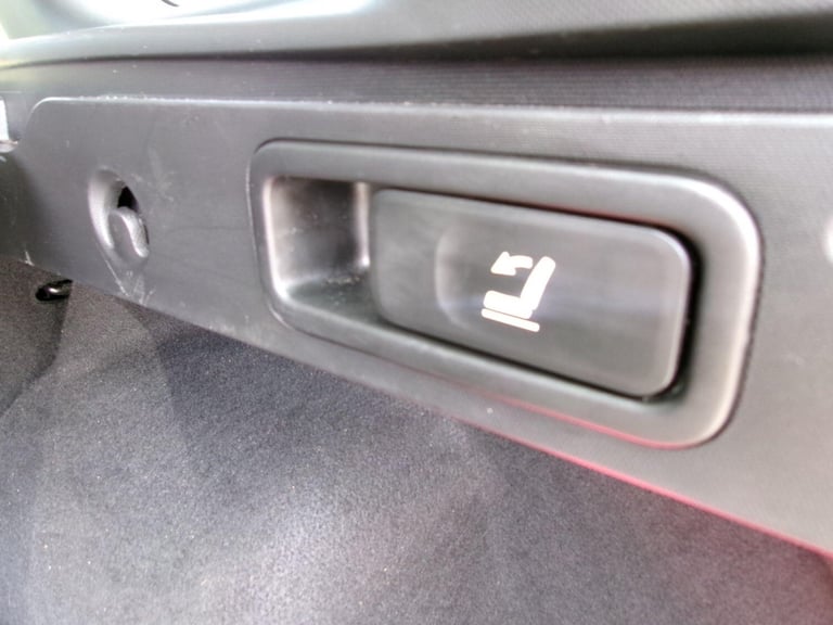 2019 Renault Kadjar 1.5 Blue dCi S Edition Euro 6 (s/s) 5dr HATCHBACK Diesel Manual