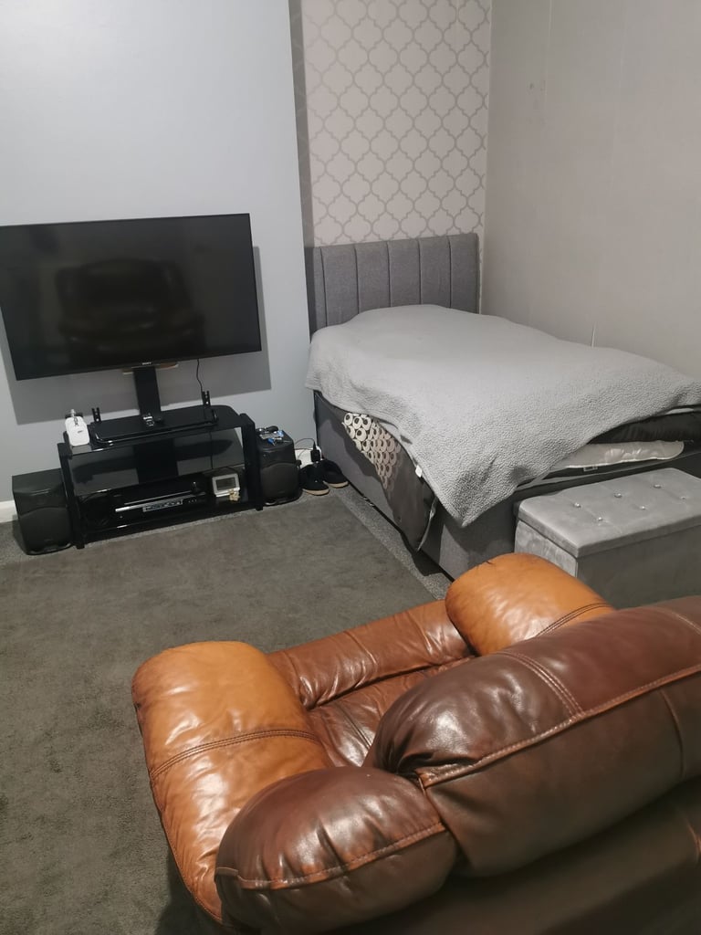 Council Bedsit Swap 