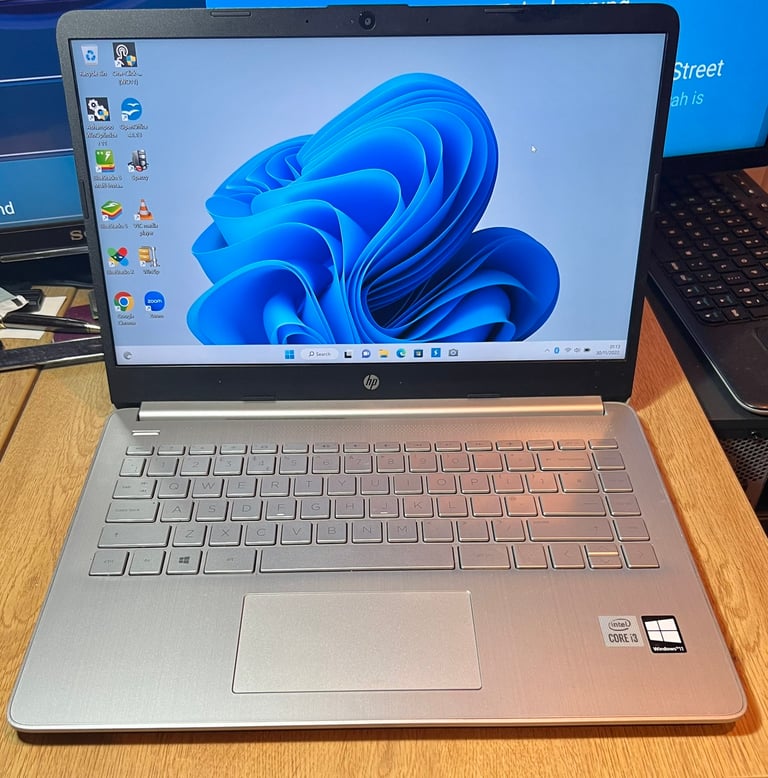 Ultra Fast i3 8GB HP HD Laptop 256GB,Window11,Office,Ready,Like New