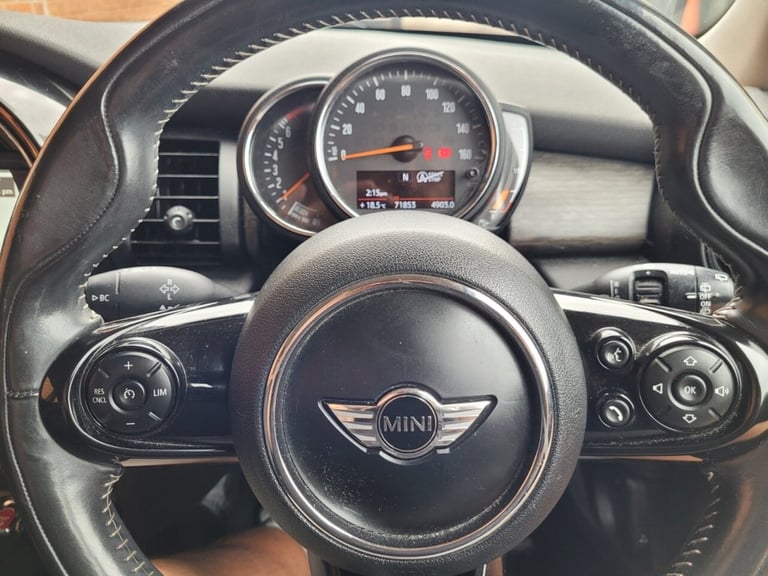 2017 MINI Hatch 1.5 Cooper Seven 5dr HATCHBACK PETROL Manual