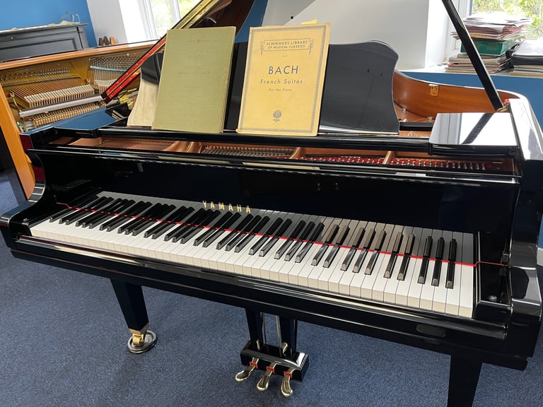 Yamaha Baby Grand GC1 Free Local Delivery Sevenoaks Kent 