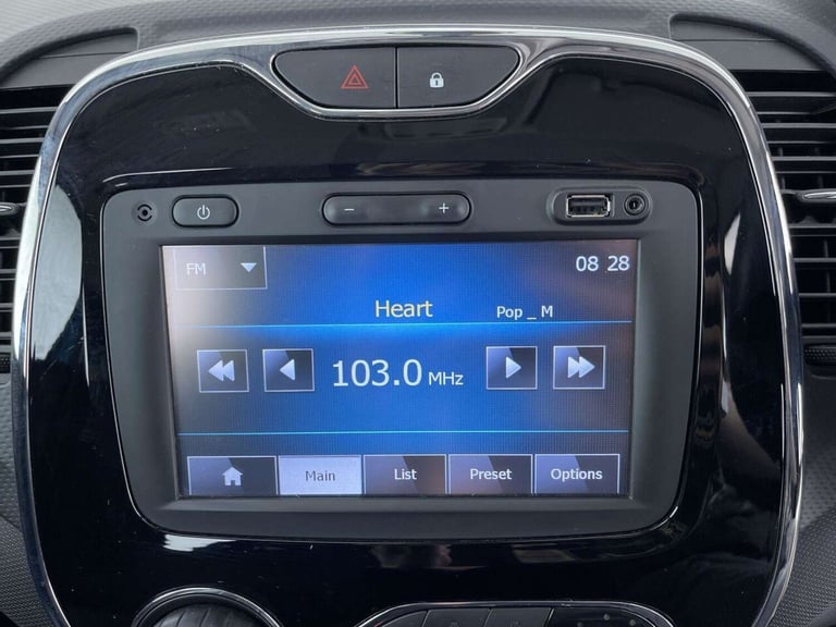 2015 Renault Captur 0.9 TCe ENERGY Dynamique Nav SUV 5dr Petrol Manual Euro 6 (s/s) (90 ps) CRU S...