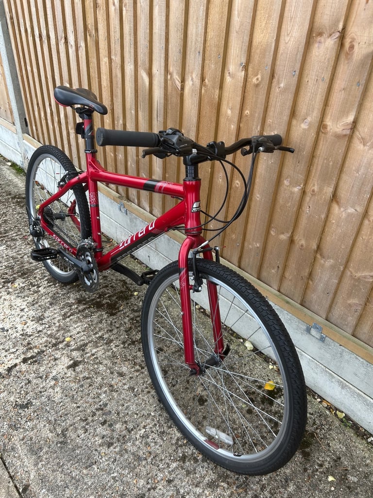 Carrera Subway 13 Ltd Bike 18” frame. Serviced 