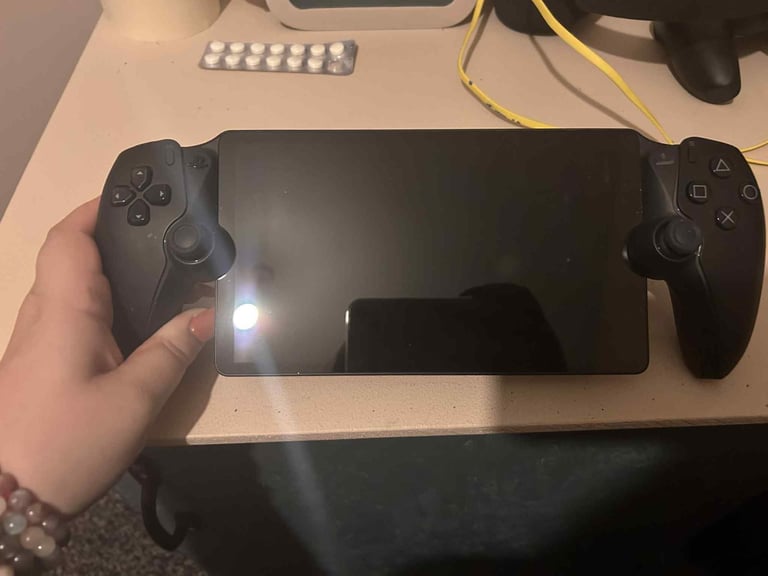 original Sony PlayStation portal-midnight black-excellent condition 
