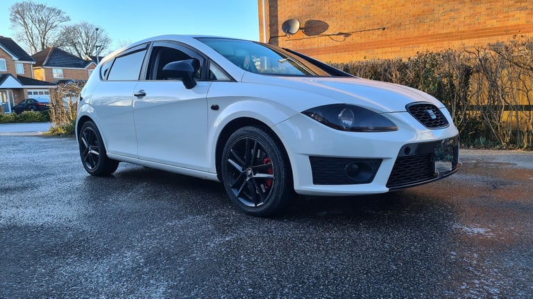 image for 2010 seat leon fr 2.0 tsi turbo petrol MOT may 2026 