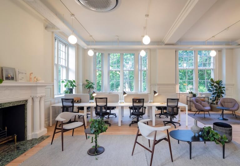 *Temple* Private Serviced Offices: Units from 3 to 25 desks for rent EC4Y
