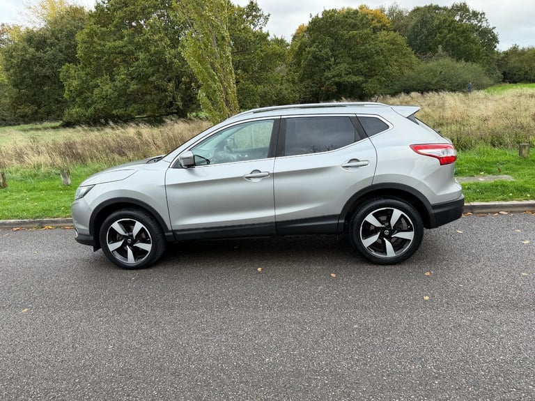 Nissan Qashqai 1.5 dCi n-tec+ 2WD Euro 6 5dr DIESEL MANUAL 2015/65