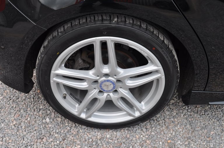 MERCEDES BENZ A180D AMG LINE 1 PREVIOUS OWNER 72MPG CAM BELT REVERSE CAM SAT NAV