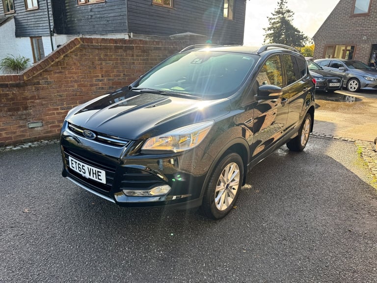 2016 FORD KUGA TITANIUM 1.5 PETROL ECO BOOST SUV MANUAL + 10 FORD SERVICES 