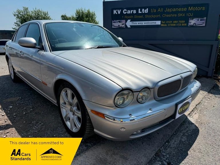 2005 Jaguar Daimler XJ8 4.2 Auto LWB Sovereign Saloon (P5) Jap Import