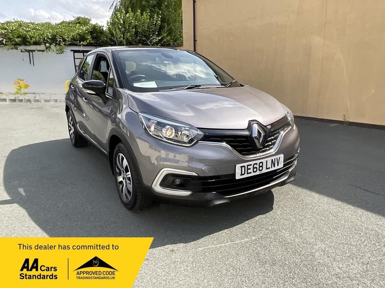 image for 2018 Renault Captur 0.9 TCE 90 Play 5dr HATCHBACK Petrol Manual