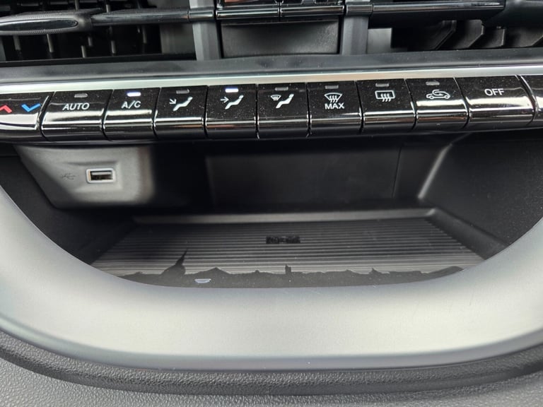 2024 Abarth 500 114kW Turismo 42.2kWh 3dr Auto Hatchback Electric Automatic