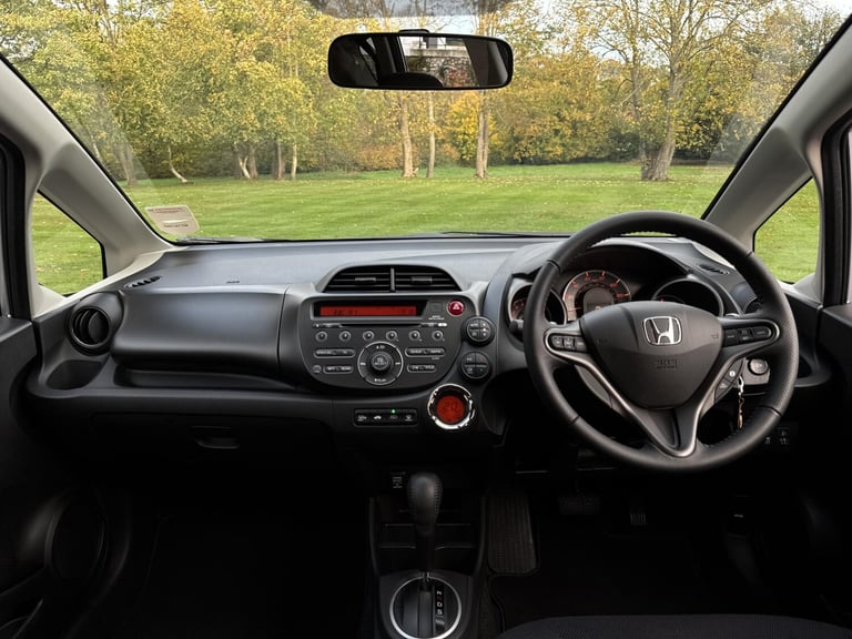 2013 Honda Jazz 1.4 i-VTEC ES Plus Hatchback 5dr Petrol CVT Euro 5 (99 ps) Hatchback Petrol Autom...