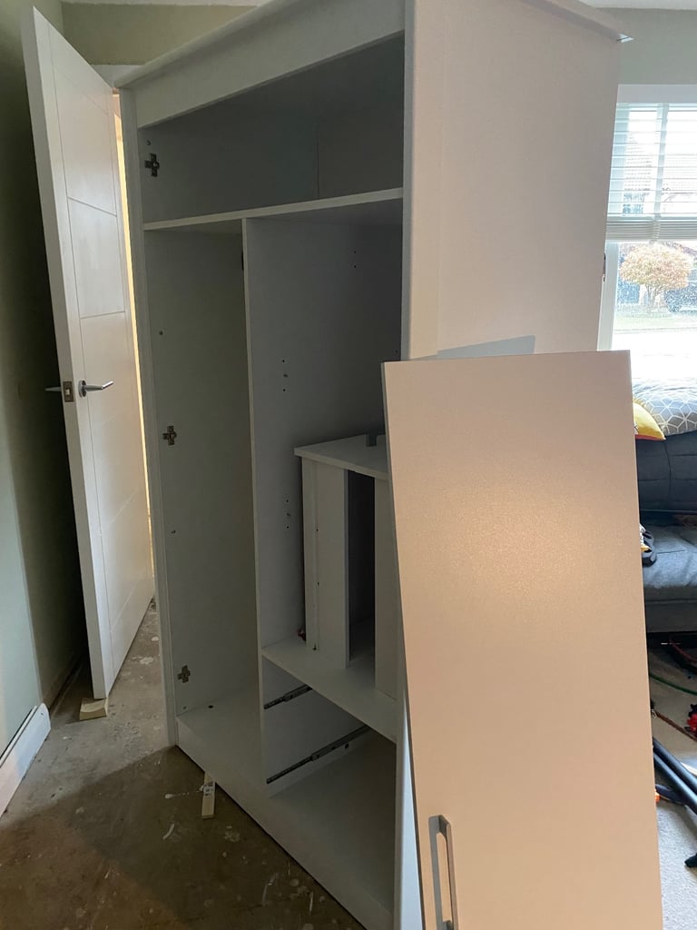 Wardrobe 