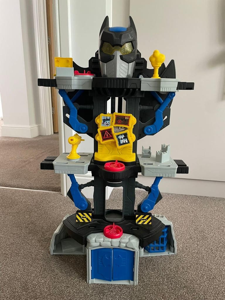 image for DC Comics CHH91 Batman Imaginext Transforming Batcave Playset