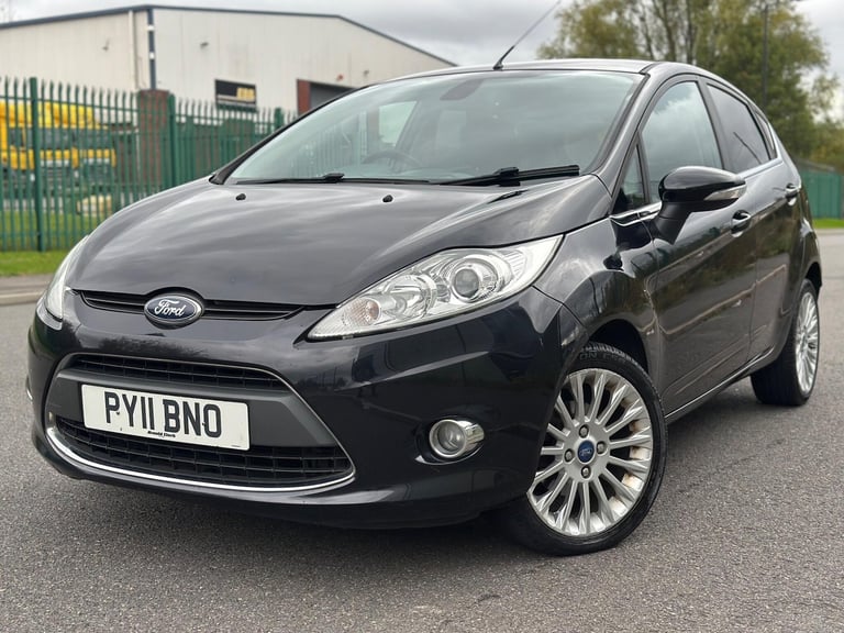 2011 Ford Fiesta 1.4 Titanium 5dr HATCHBACK Petrol Manual
