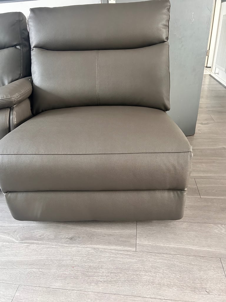 Modular corner sofa