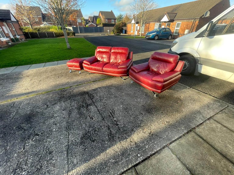 2 1 sofa and footstool from dfs   Only £289