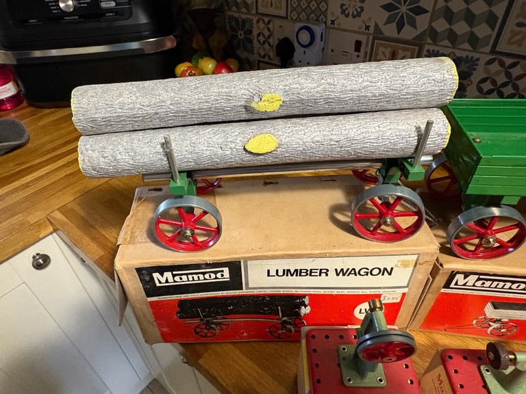 Mamod steam traction engine 