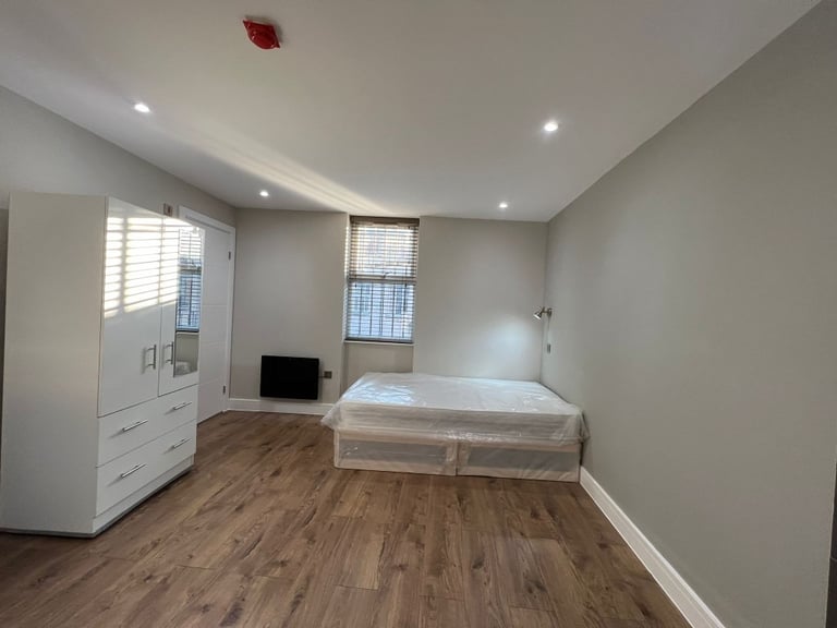 Modern and Comfortable Studio Flat in Vibrant Lewisham in Lewisham