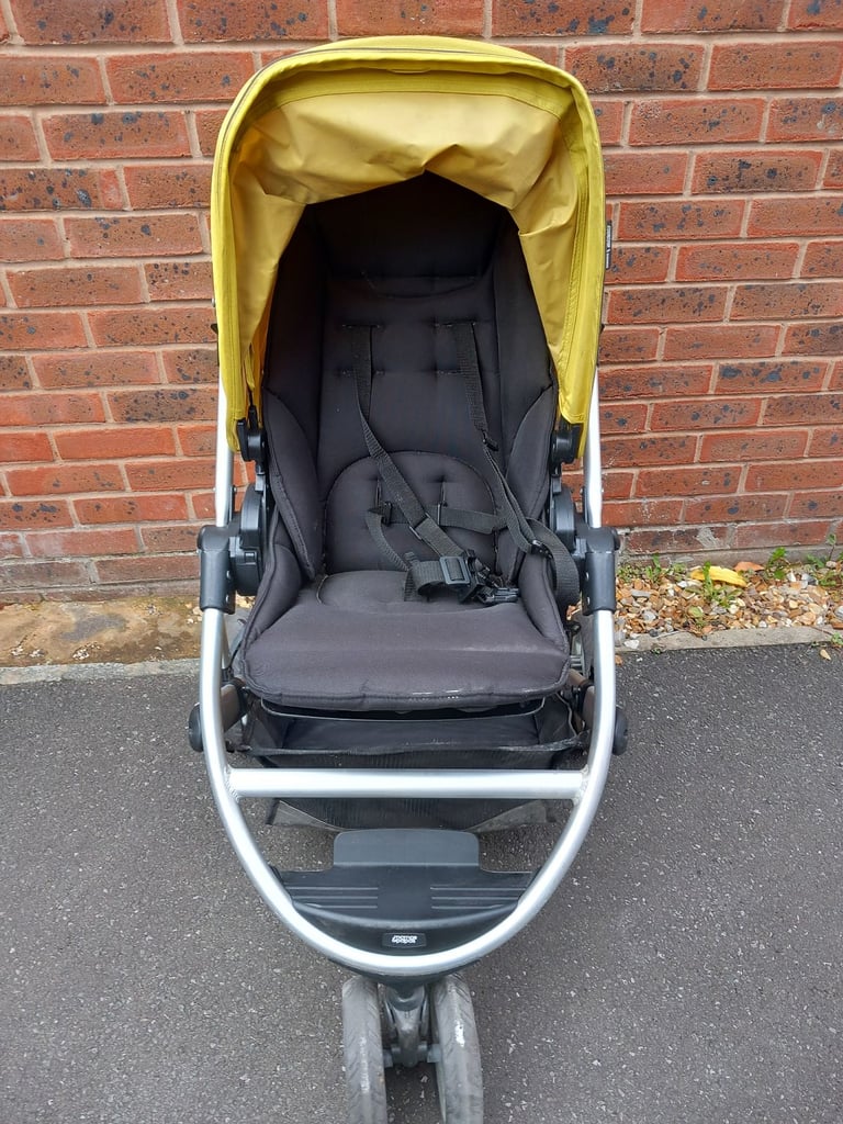 Pram.  Buyer to collect.