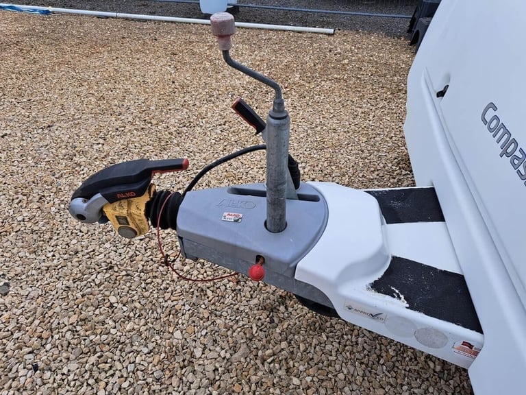 2014 Compass Corona 576