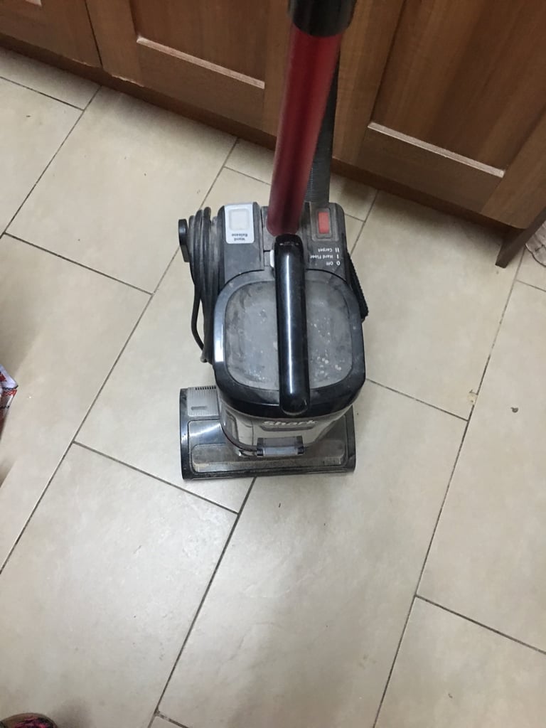 Shark hoover 